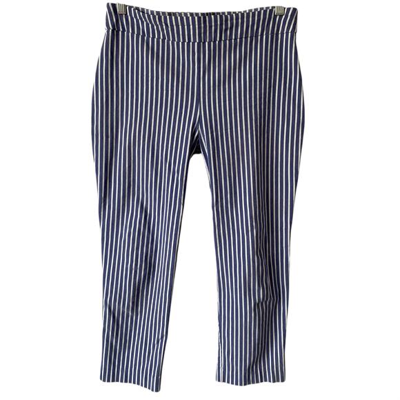 VERSONA CONTEMPORARY Striped Pull On Capri Pants Size 12 Blue Coastal Nautical - Picture 1 of 5